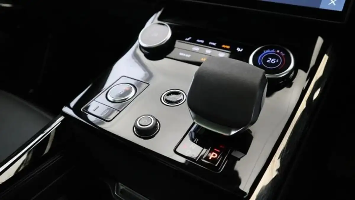 2023-land-rover-range-rover-sport-30-d300-dynamic-se-big-13