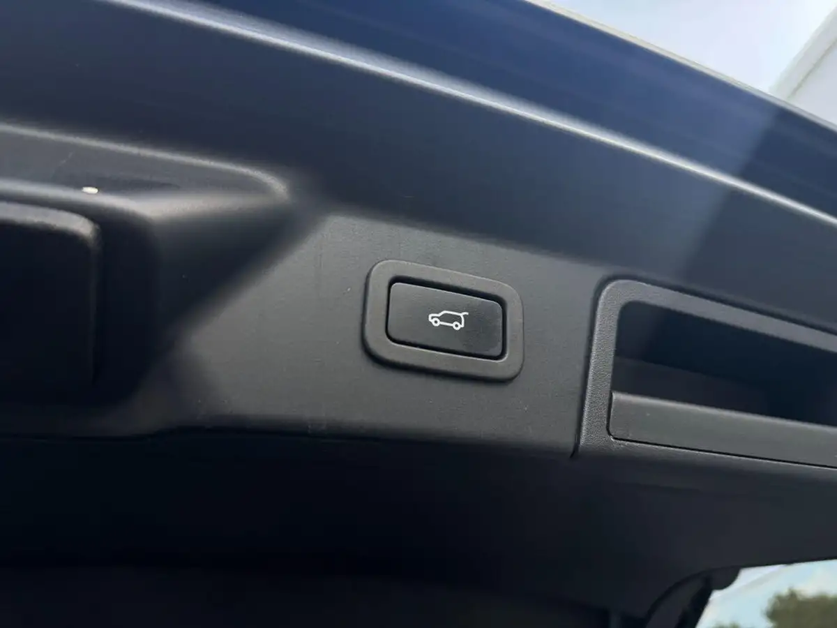 2020-land-rover-range-rover-velar-20-d180-r-dynamic-se-big-58