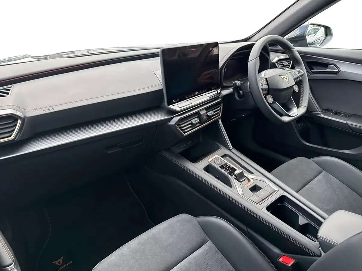 2025-cupra-formentor-15-e-hybrid-v2-big-7