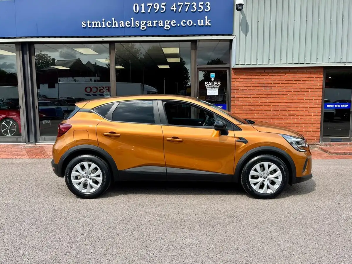 2021-renault-captur-10-tce-iconic-90ps-big-9