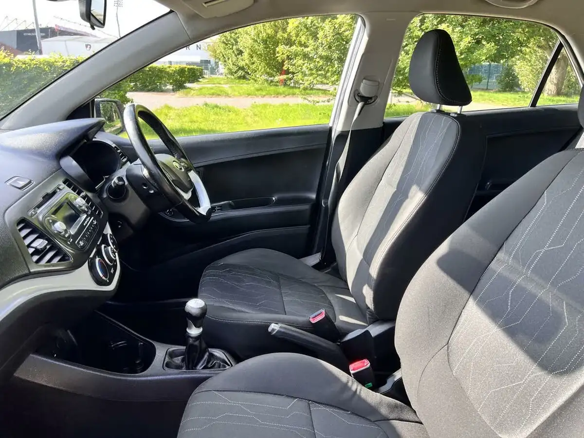 2015-kia-picanto-125-picanto-2-isg-big-14