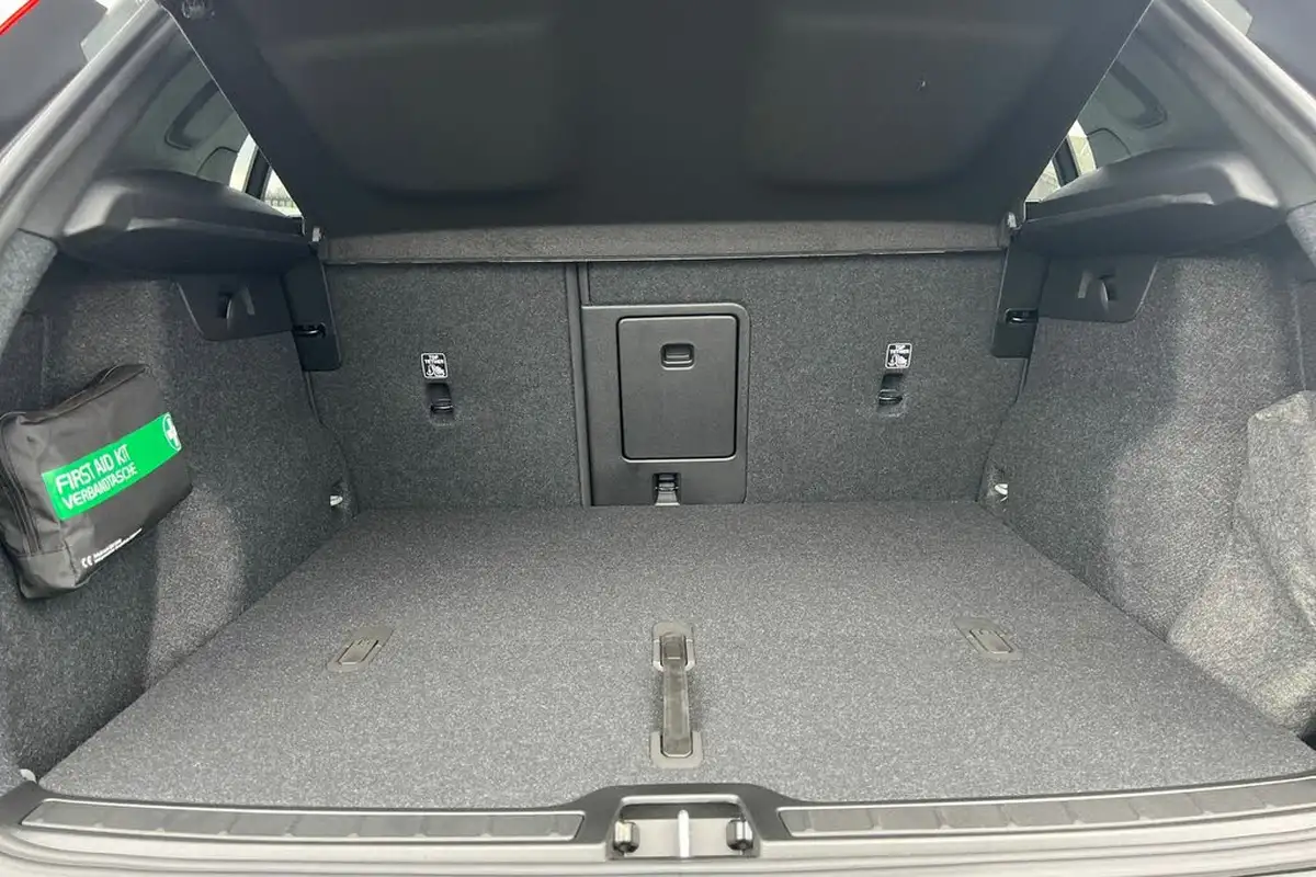 2025-volvo-ex40-e-plus-248bhp-extended-range-big-7