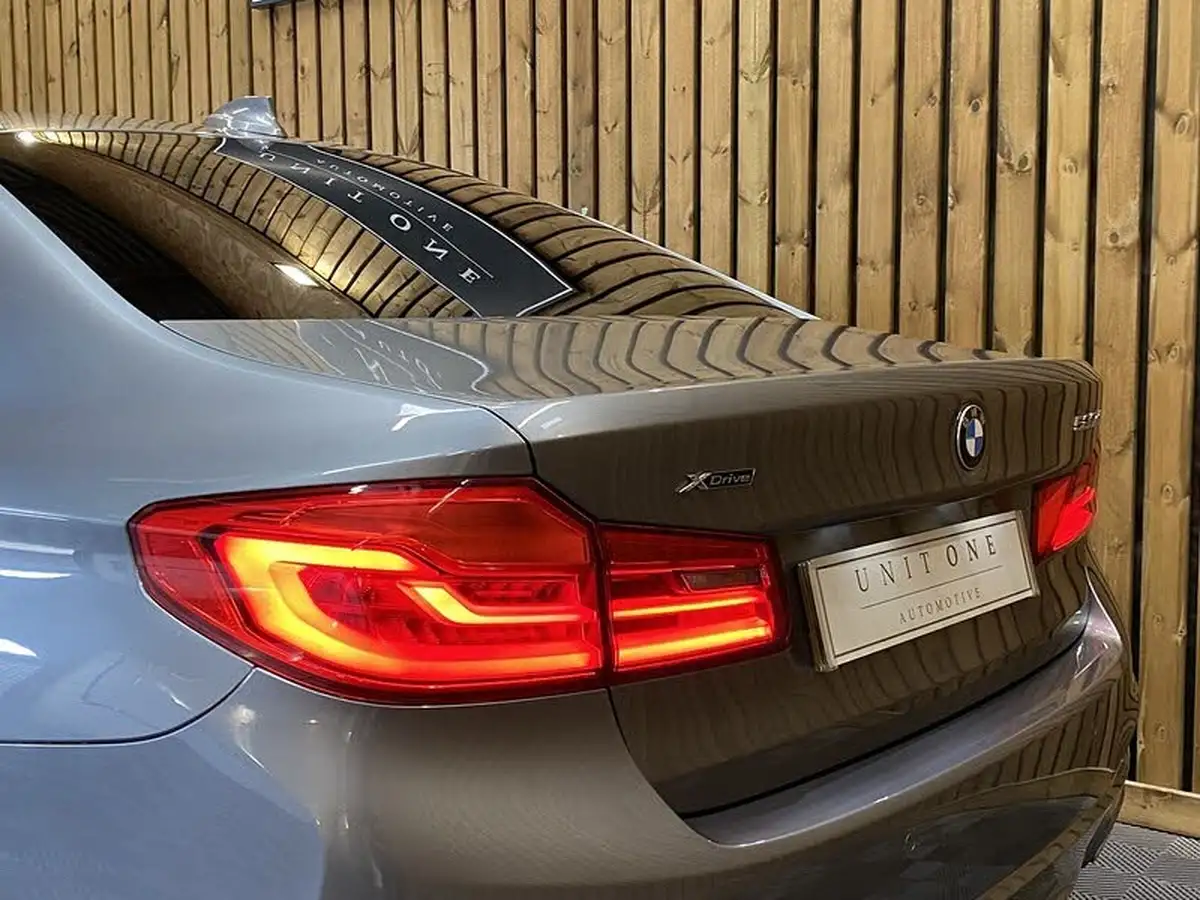 2017-bmw-5-series-20td-520d-m-sport-xdrive-saloon-4d-big-14