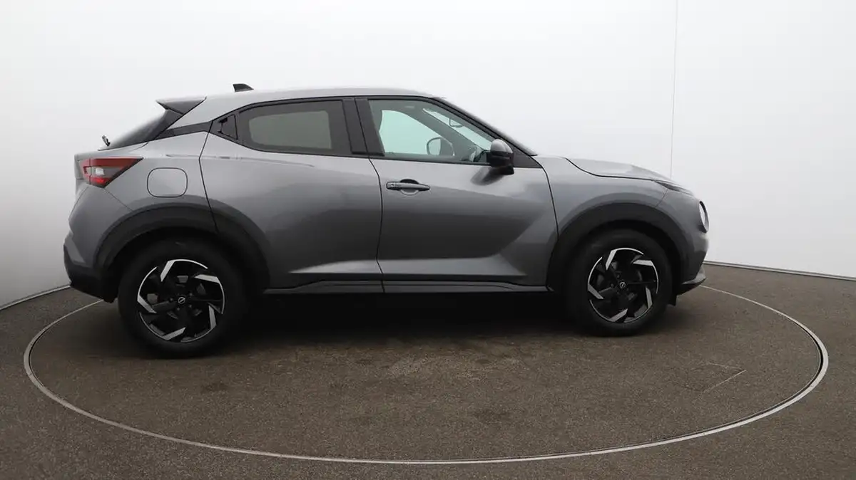 2023-nissan-juke-10-dig-t-n-connecta-dct-big-42