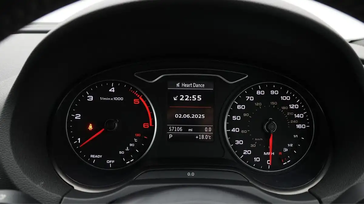 2017-audi-a3-20-tdi-quattro-black-edition-184ps-sportback-5d-s-tronic-big-10