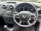 2017-dacia-sandero-10-sce-ambiance-small-19