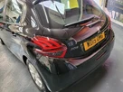2015-peugeot-208-12-puretech-active-5d-small-14
