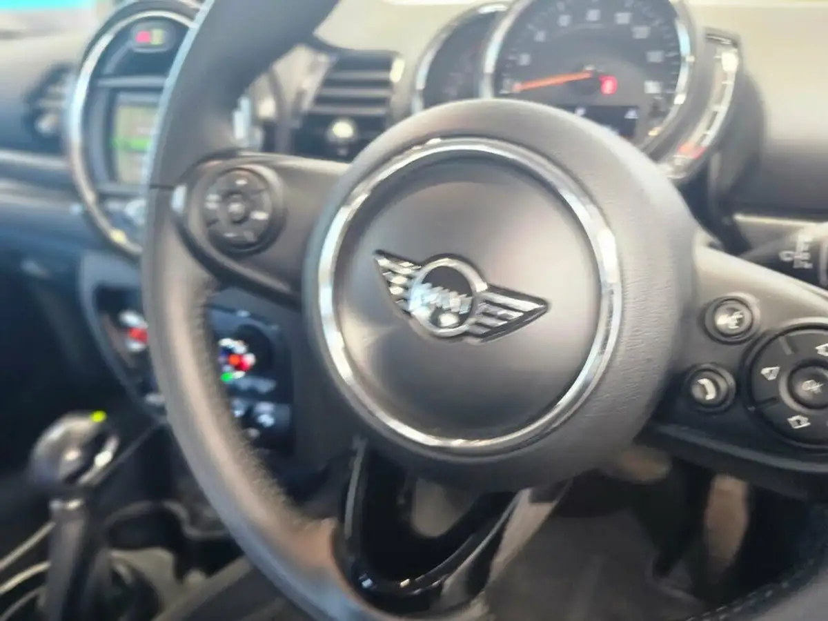 2018-mini-clubman-15-cooper-ss-auto-big-13