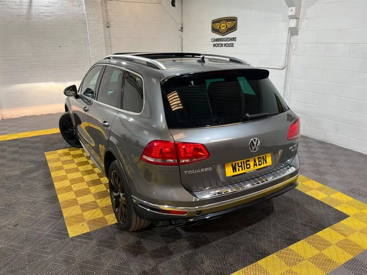 2016-volkswagen-touareg-30tdi-r-line-262ps-2967cc-big-6