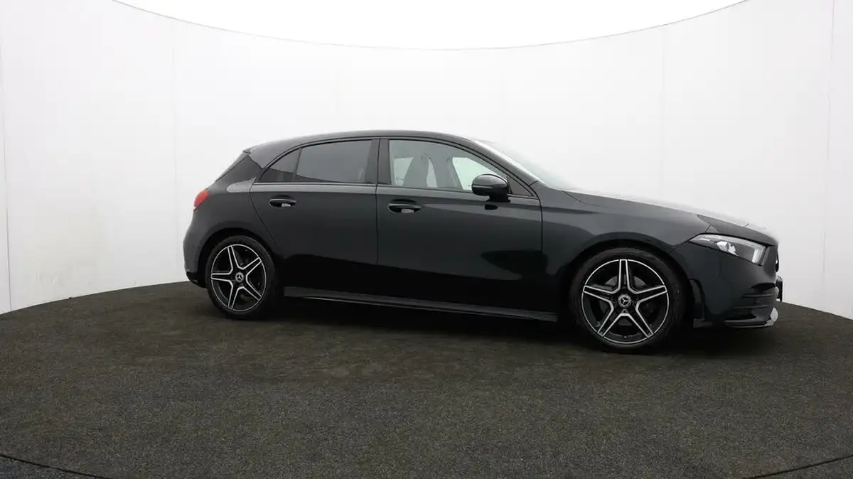 2022-mercedes-benz-a-class-13-a180-amg-line-executive-hatchback-5d-7g-dct-big-47