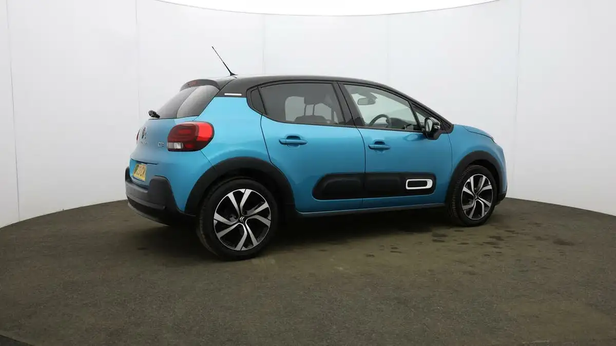 2023-citroen-c3-12-puretech-shine-plus-110ps-ss-eat6-big-49