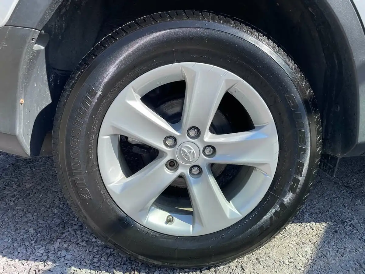 2013-toyota-rav4-20td-invincible-2wd-1990cc-big-64