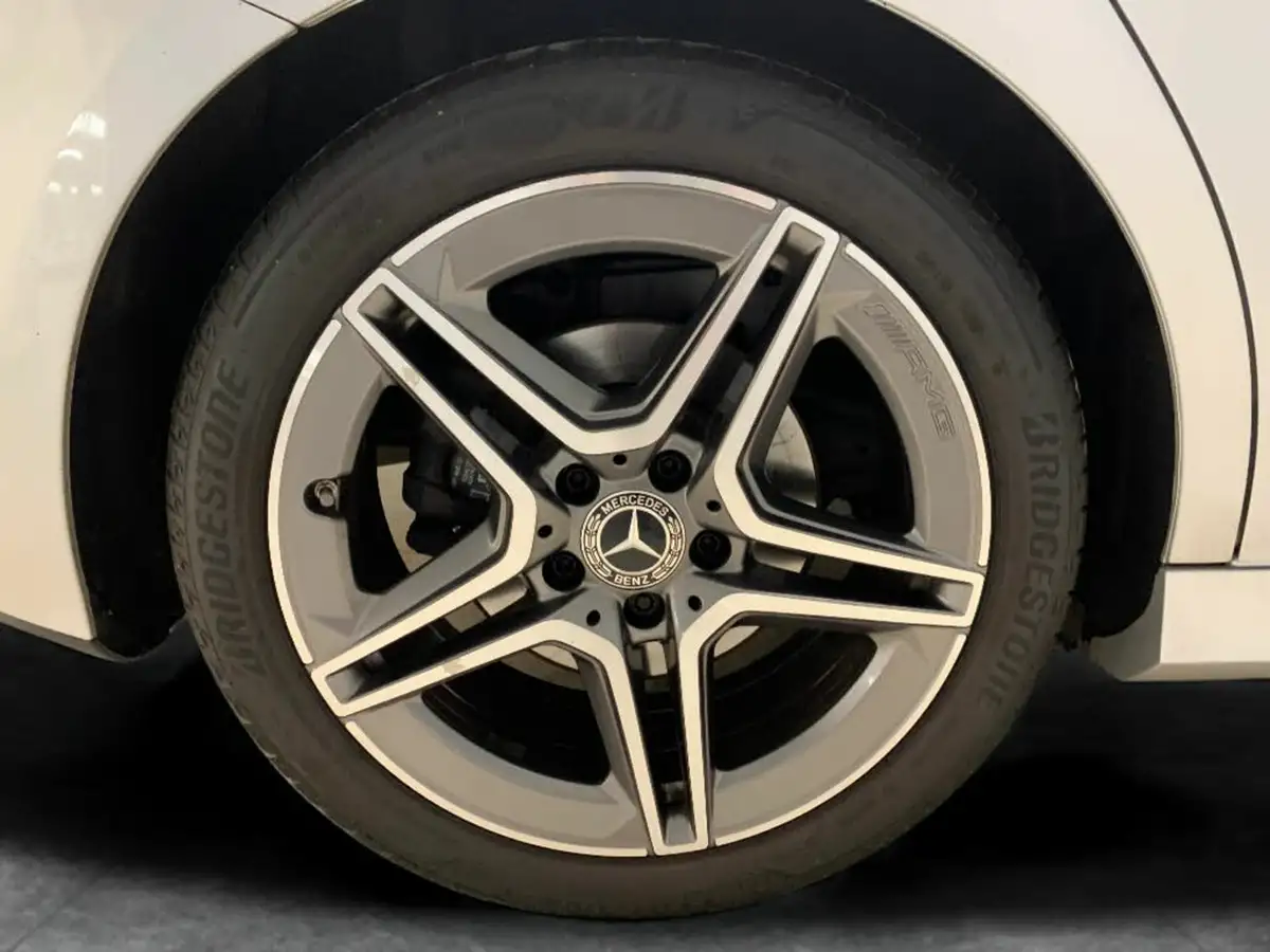 2019-mercedes-benz-a-class-13-a200-amg-line-executive-hatchback-5d-big-31
