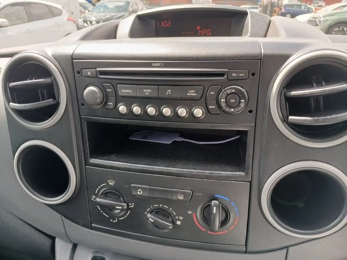 2009-citroen-berlingo-16td-vt-90ps-big-11