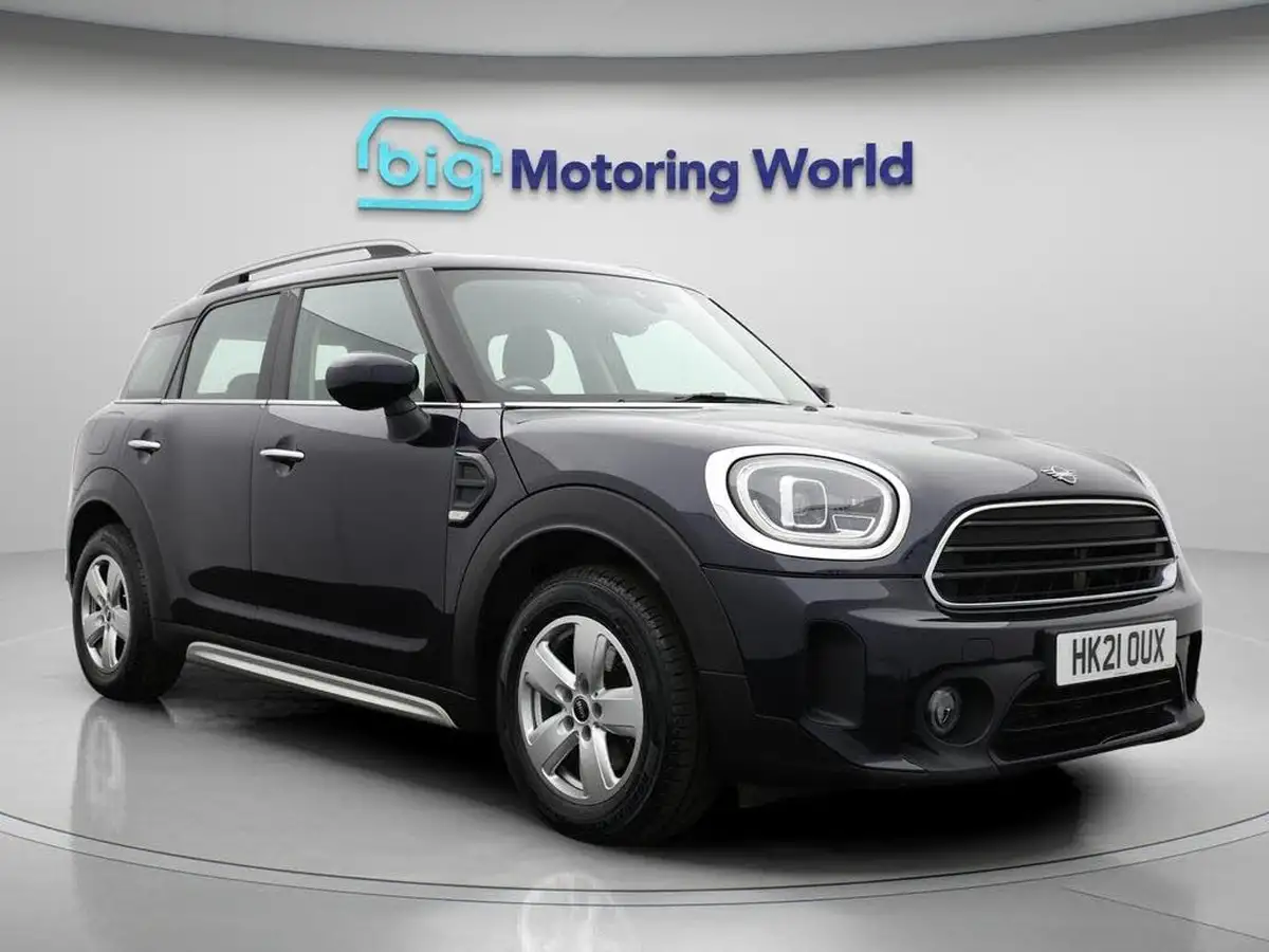 2021-mini-countryman-15-cooper-classic-big-0
