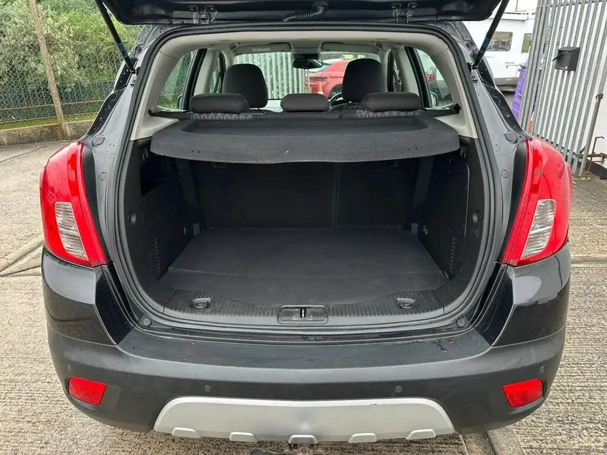 2014-vauxhall-mokka-17cdti-exclusiv-4x4-ss-big-4