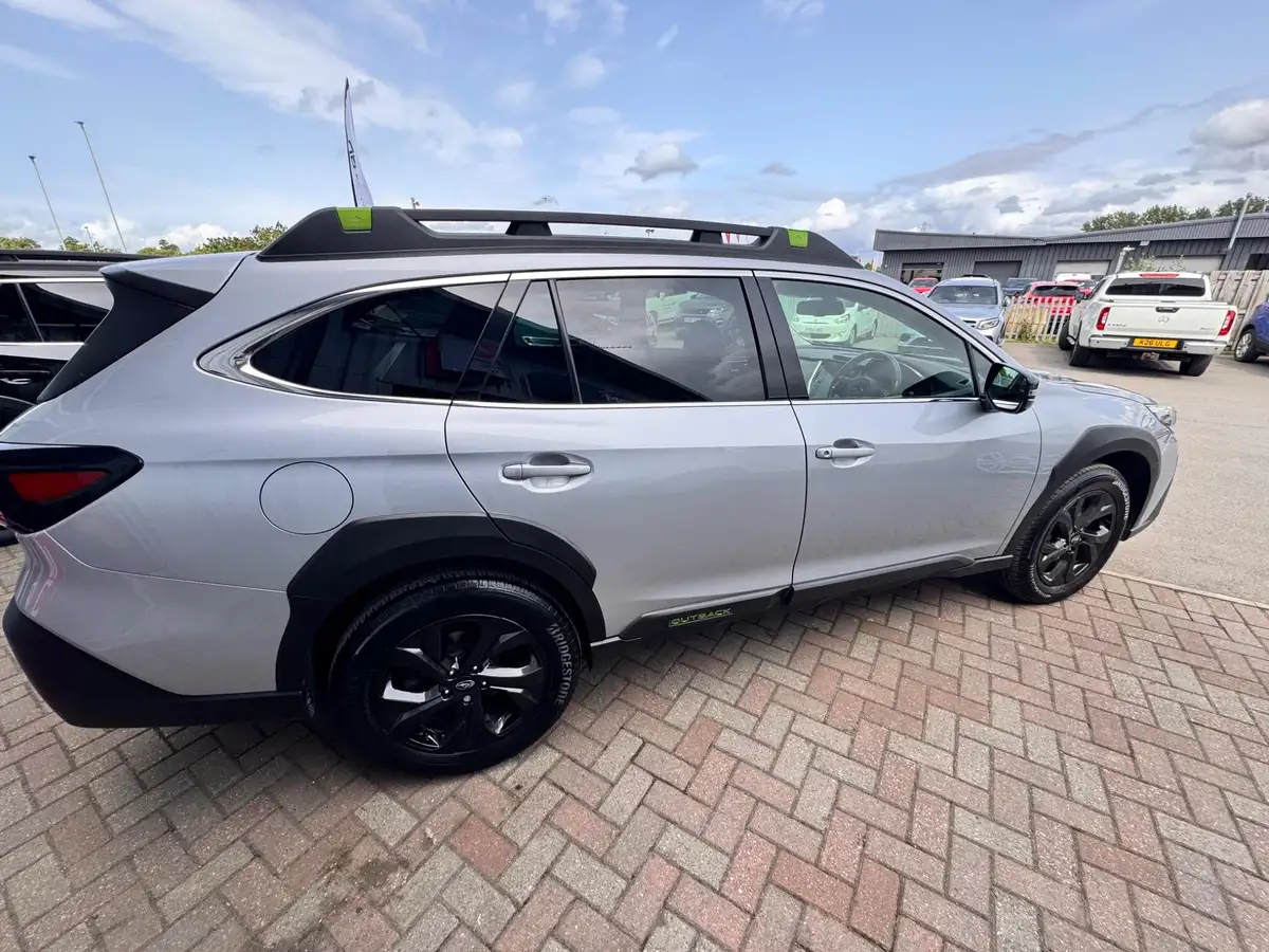 2023-subaru-outback-25i-field-big-3