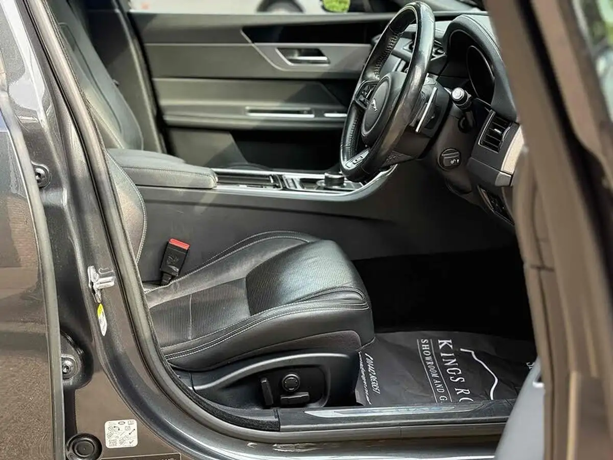 2018-jaguar-xf-20i-r-sport-249ps-sportbrake-5d-1998cc-big-20
