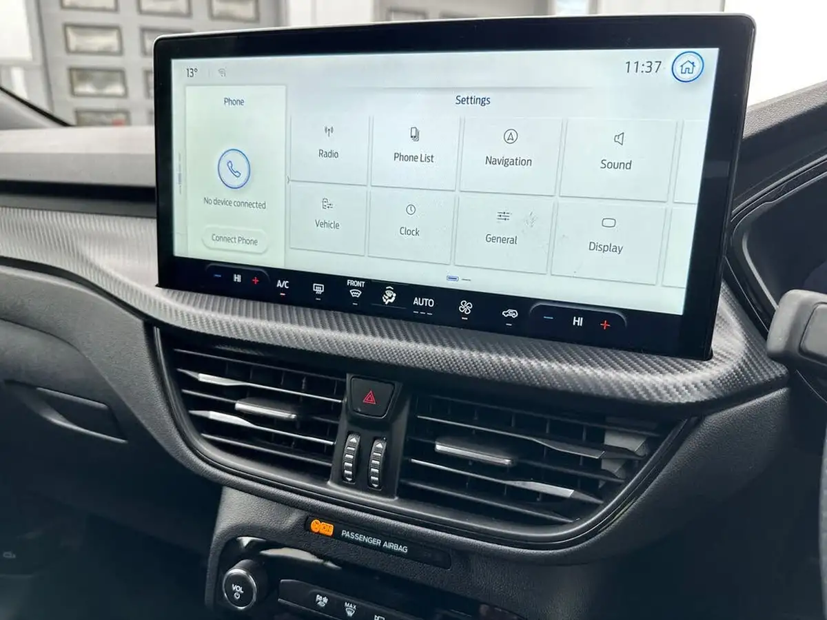 2024-ford-kuga-25t-st-line-180ps-fhev-big-18