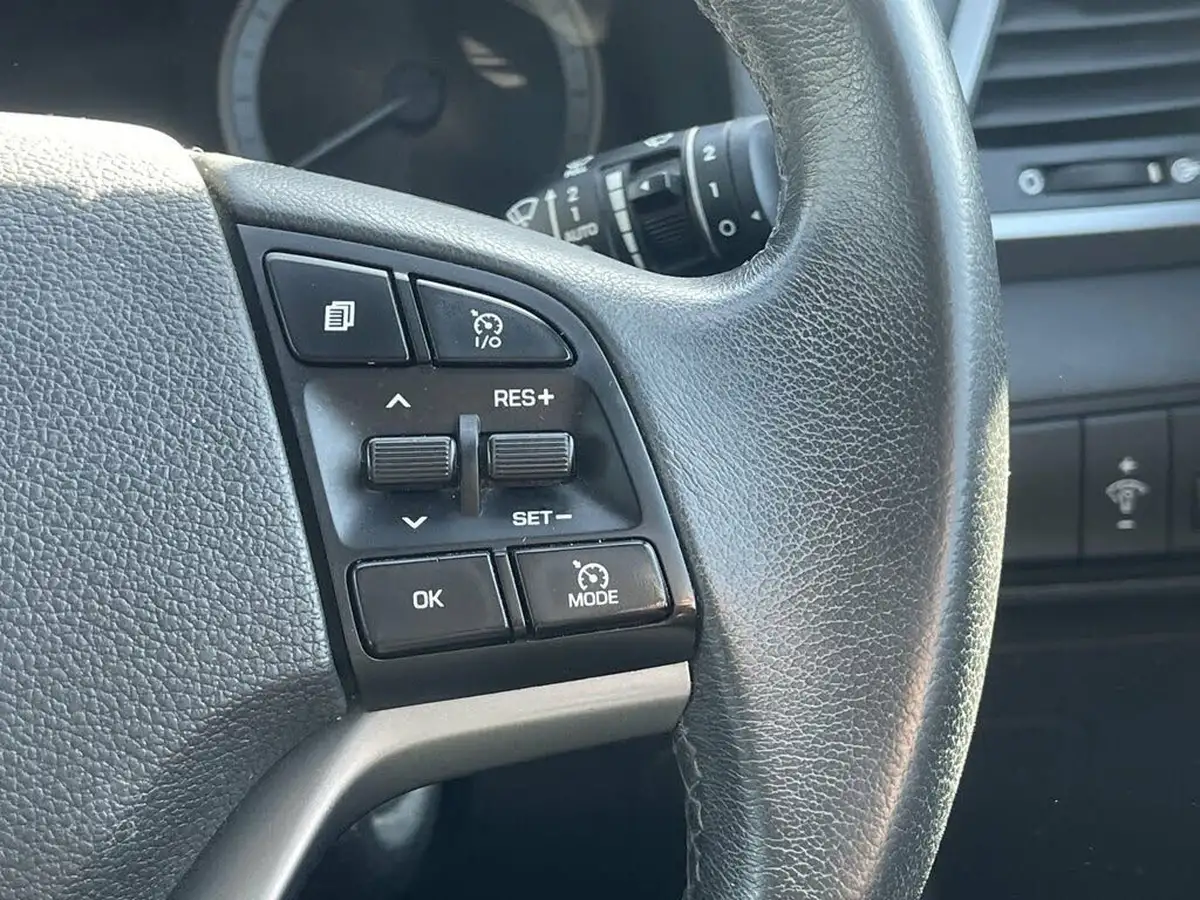 2017-hyundai-tucson-17crdi-blue-drive-sport-edition-116ps-big-21