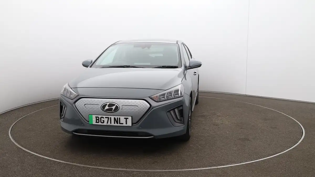 2021-hyundai-ioniq-e-premium-electric-100kw-big-33