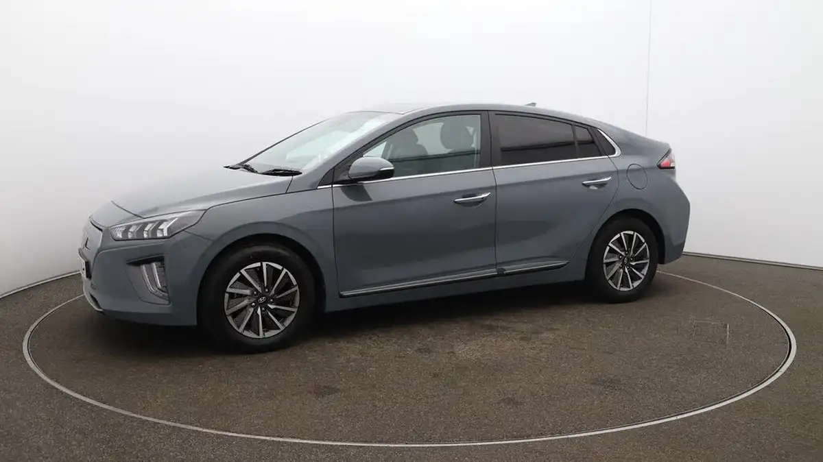 2021-hyundai-ioniq-e-premium-electric-100kw-big-61