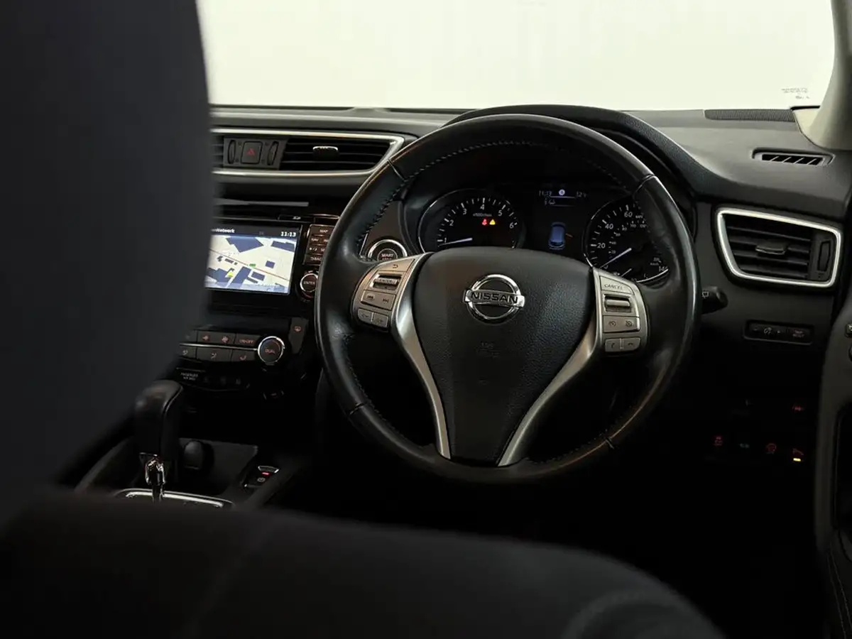2016-nissan-qashqai-12-dig-t-n-connecta-xtronic-cvt-big-20
