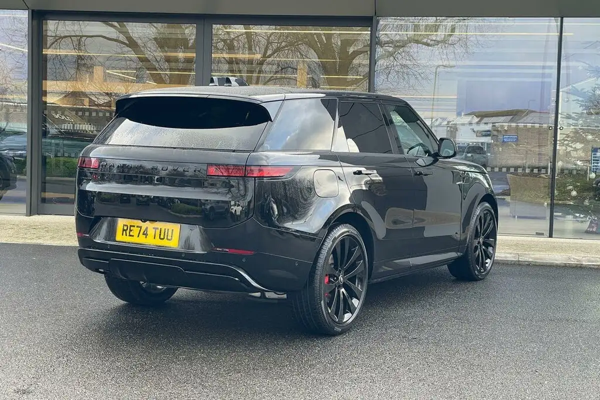 2024-land-rover-range-rover-sport-30-d300-dynamic-se-big-6