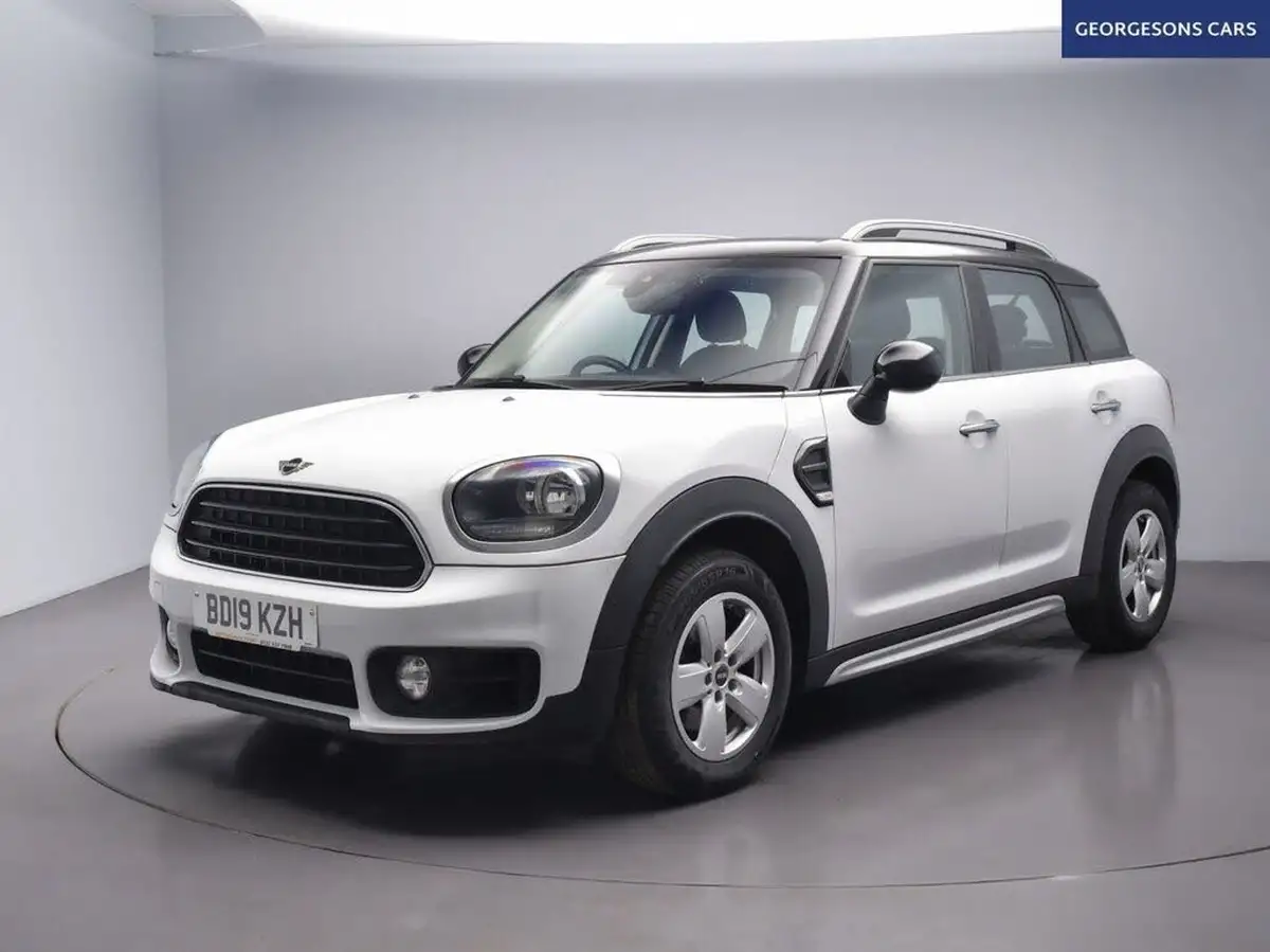 2019-mini-countryman-15-cooper-classic-big-4