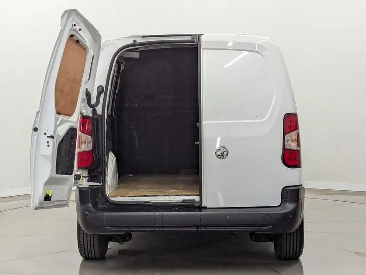 2022-vauxhall-combo-15cdti-dynamic-2000-100pseu6d-big-14