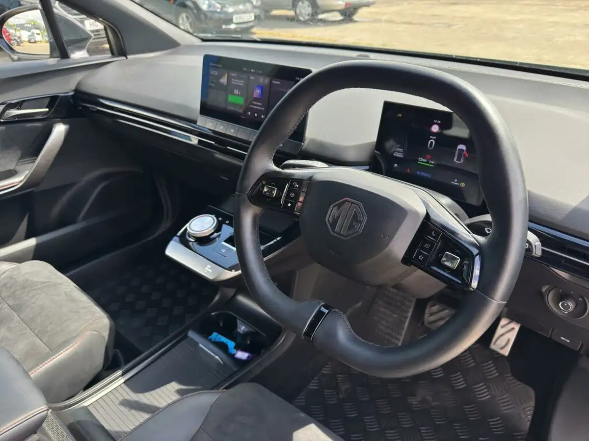 2023-mg-mg4-e-xpower-ev-big-32