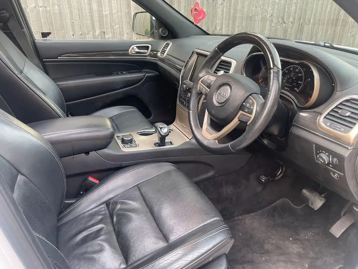 2014-jeep-grand-cherokee-30crd-overland-big-11