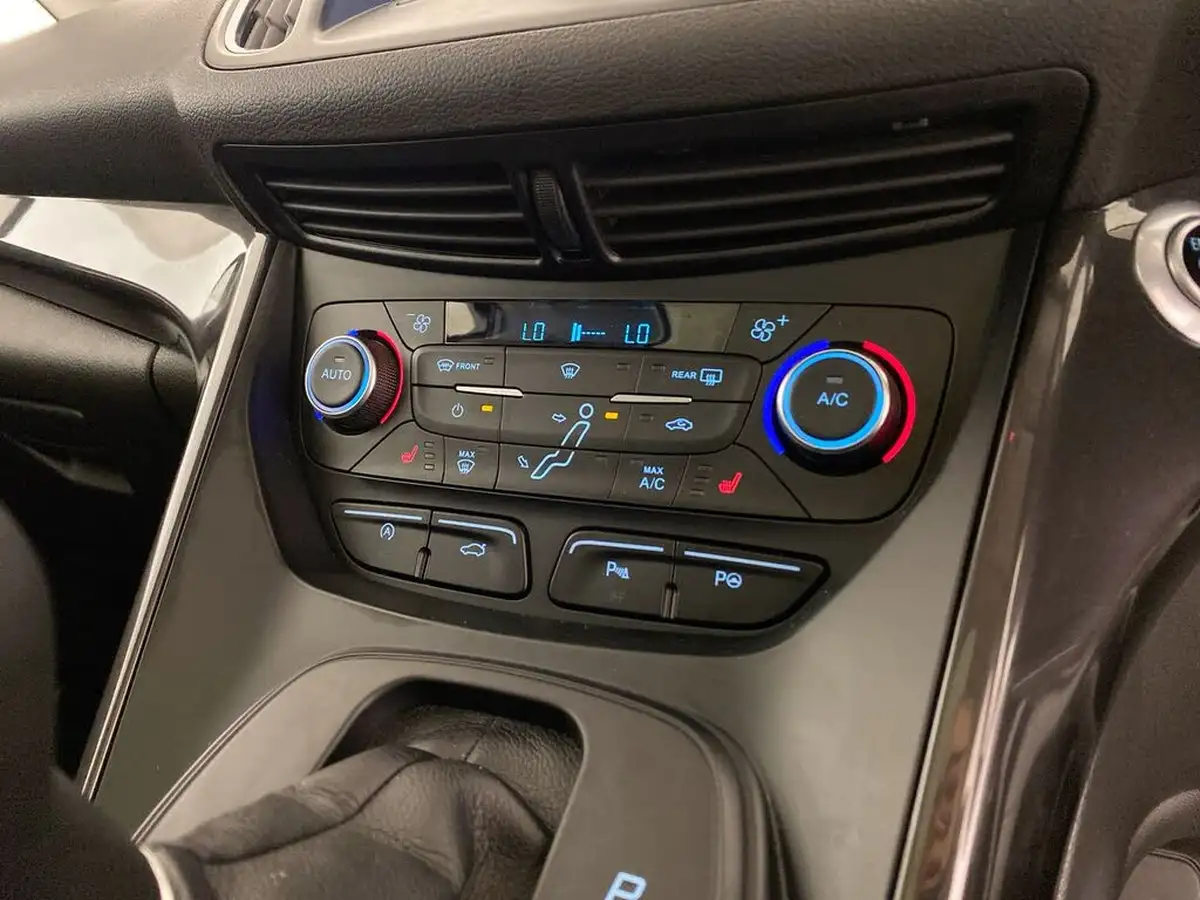 2016-ford-c-max-15tdci-titanium-x-powershift-big-20