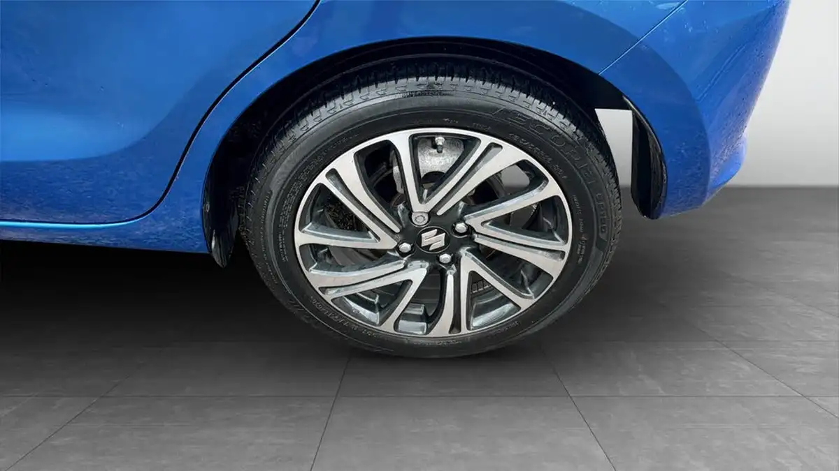 2021-suzuki-swift-12-dualjet-sz5-big-11