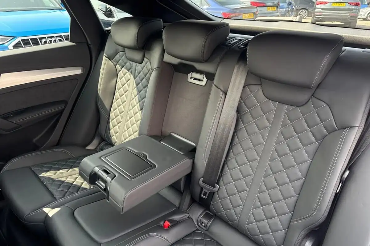 2023-audi-sq5-30tdi-sportback-big-18