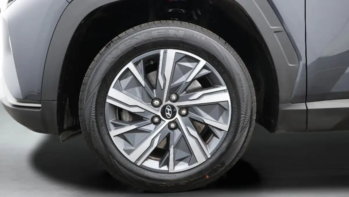 2022-hyundai-tucson-16-t-gdi-se-connect-150ps-big-18