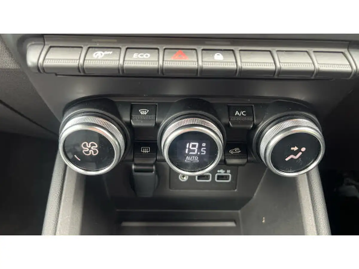 2024-renault-clio-10-tce-evolution-big-19