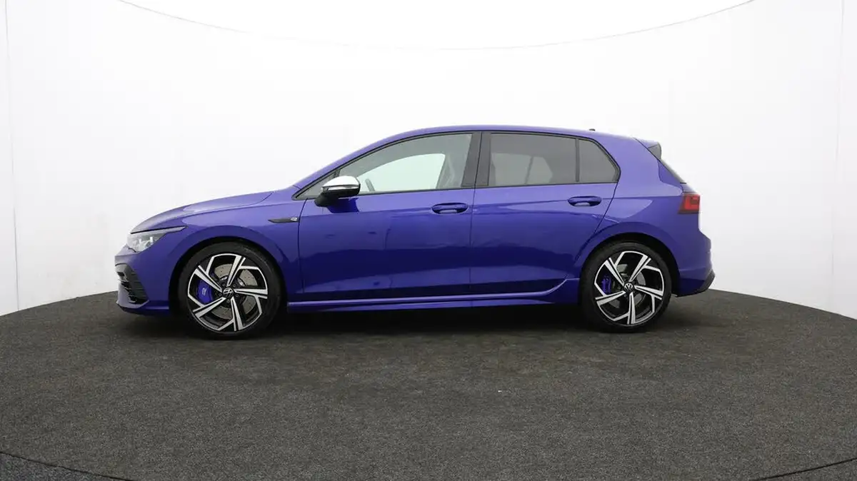 2023-volkswagen-golf-20-tsi-r-320ps-hatchback-big-70