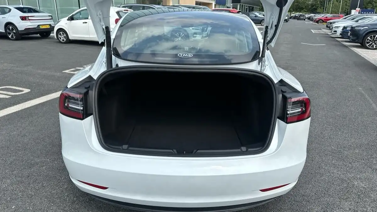 2023-tesla-model-3-e-rwd-241bhp-big-7