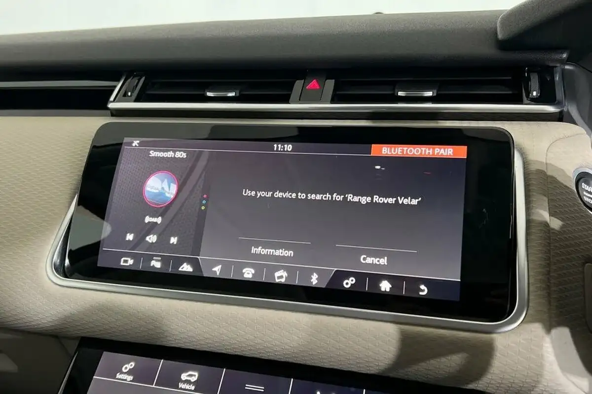 2019-land-rover-range-rover-velar-20-p250-s-big-32