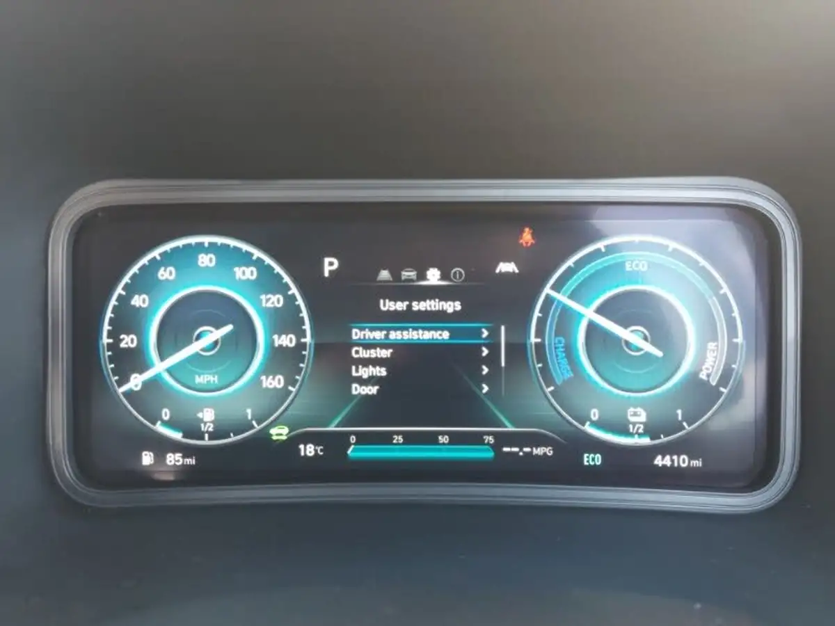2022-hyundai-kona-16-gdi-se-connect-big-10