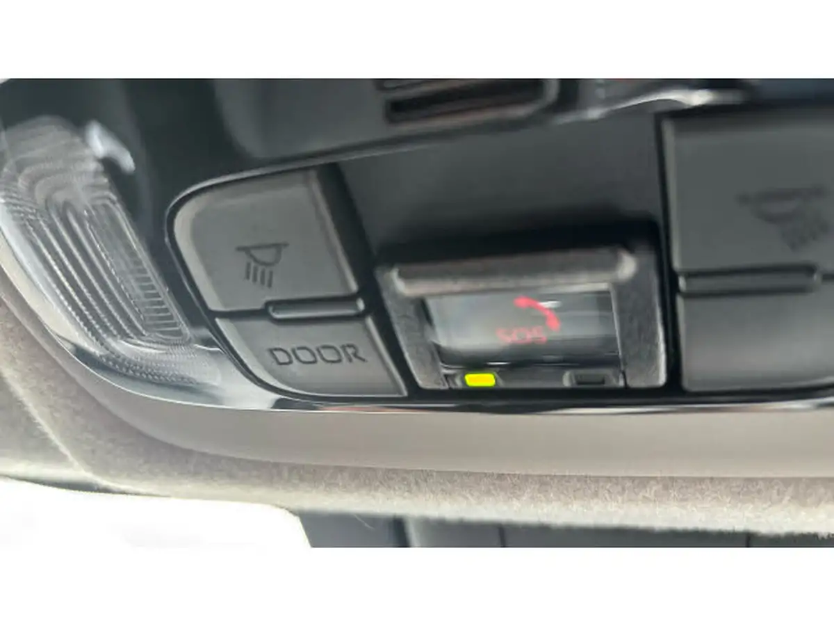 2023-toyota-yaris-15-vvt-i-design-big-19
