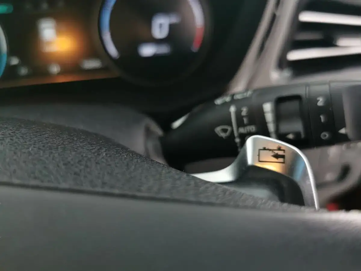 2022-kia-niro-ev-e-2-big-23