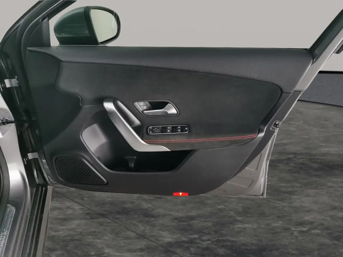 2019-mercedes-benz-a-class-13-a200-amg-line-hatchback-5d-7g-dct-big-38