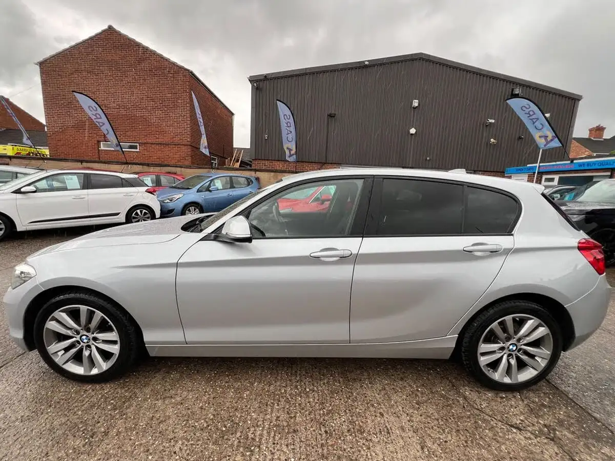 2016-bmw-1-series-15-118i-sport-5d-big-47