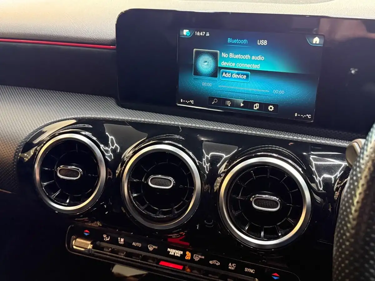 2018-mercedes-benz-a-class-15d-a180d-amg-line-116ps-ss-hatchback-5d-7g-dct-big-24