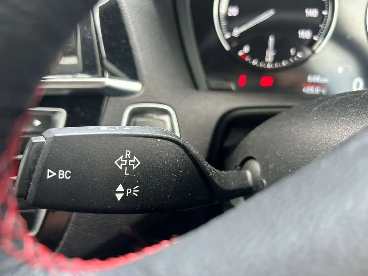 2018-bmw-1-series-15-118i-se-5d-big-22