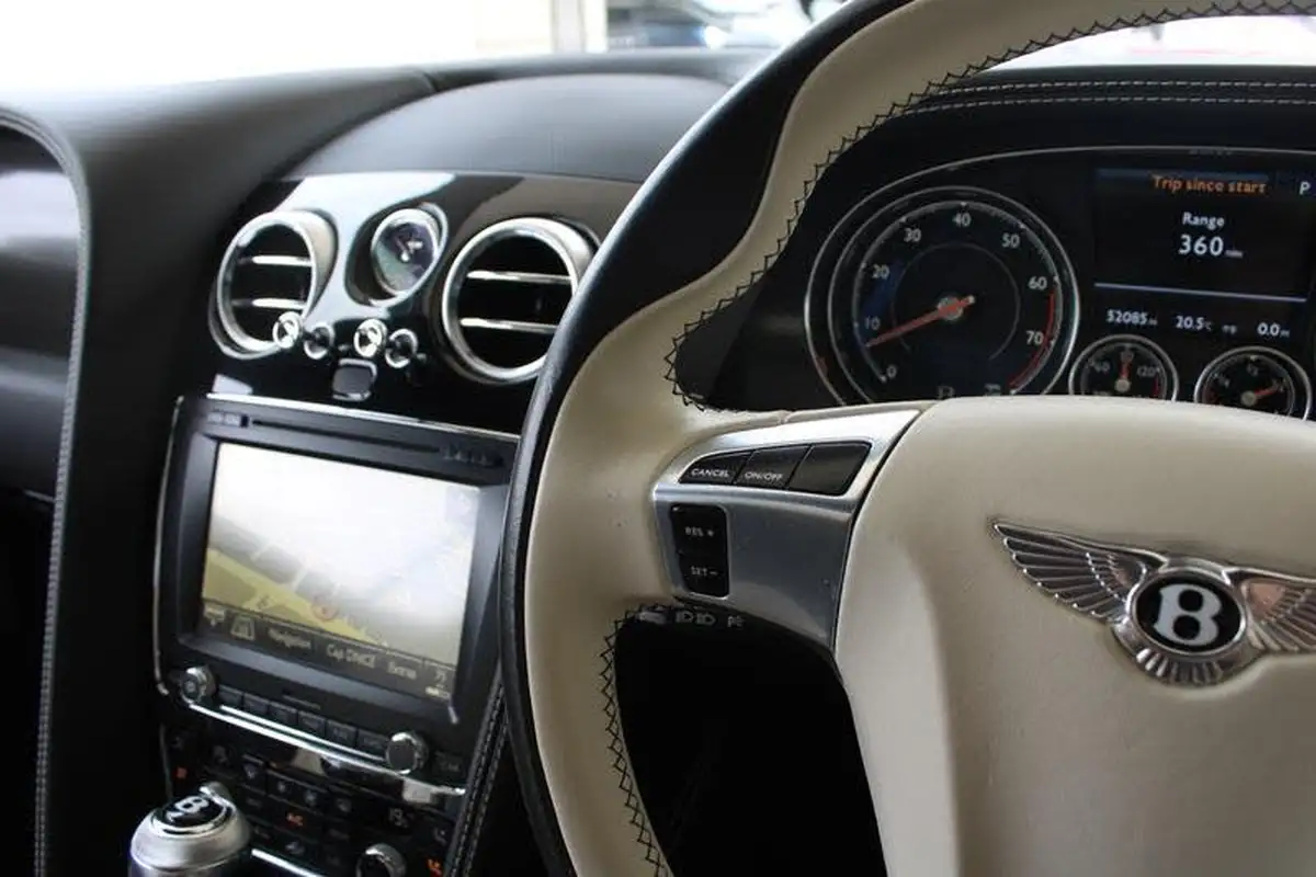 2017-bentley-continental-40-gt-v8-s-convertible-big-25