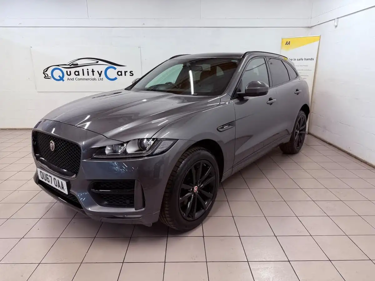 2017-jaguar-f-pace-20-i4d-r-sport-240ps-awd-ss-auto-big-6