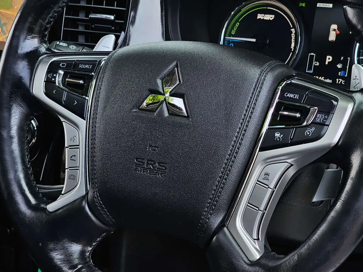 2017-mitsubishi-outlander-20-4hs-phev-5st-big-25